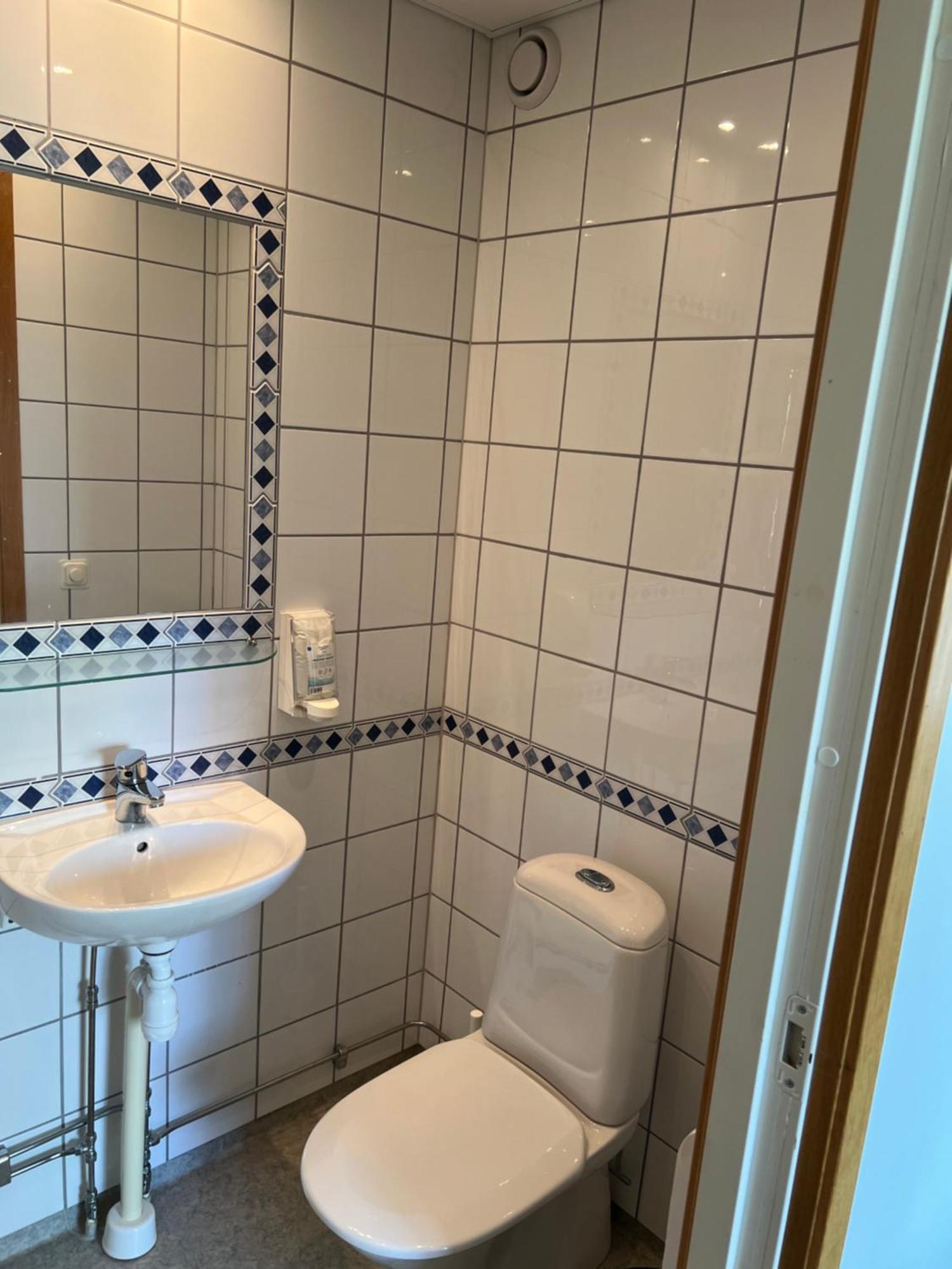 Lungsunds Hotell & Camping Storfors Екстер'єр фото